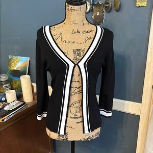 Finity Black and White Women's Jacket